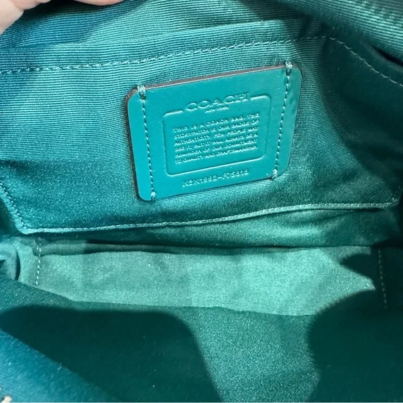 Coach Jes Crossbody With Horse And Carriage Embossed Pebbled leather Viridian